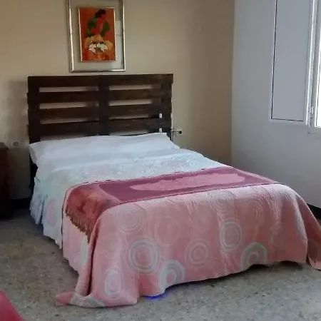 Casa Los Amigos Del Surf Praia Das Furnas Habitación en casa particular Porto do Son
